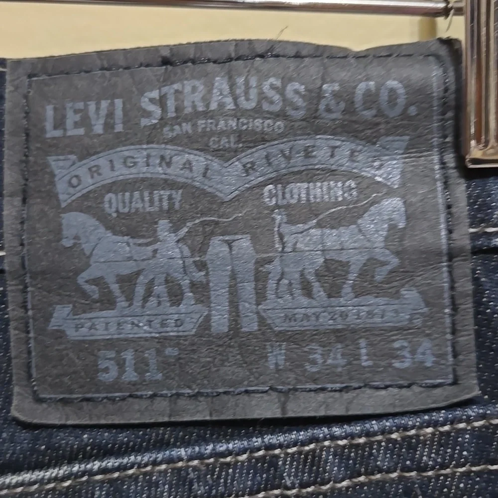 Levi's Men's 511 Slim Fit Jeans Size 34 Waist 34 Length‎ Clean Dark Wash